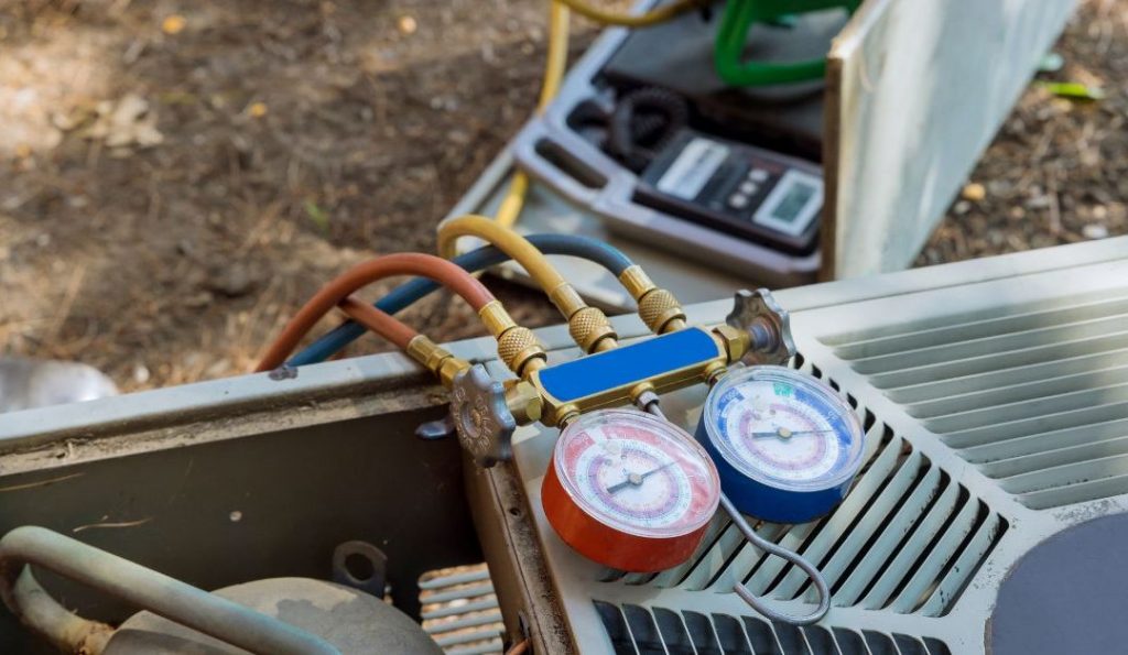 10 Tips for Maintaining Your Air Conditioner and Heat Pump